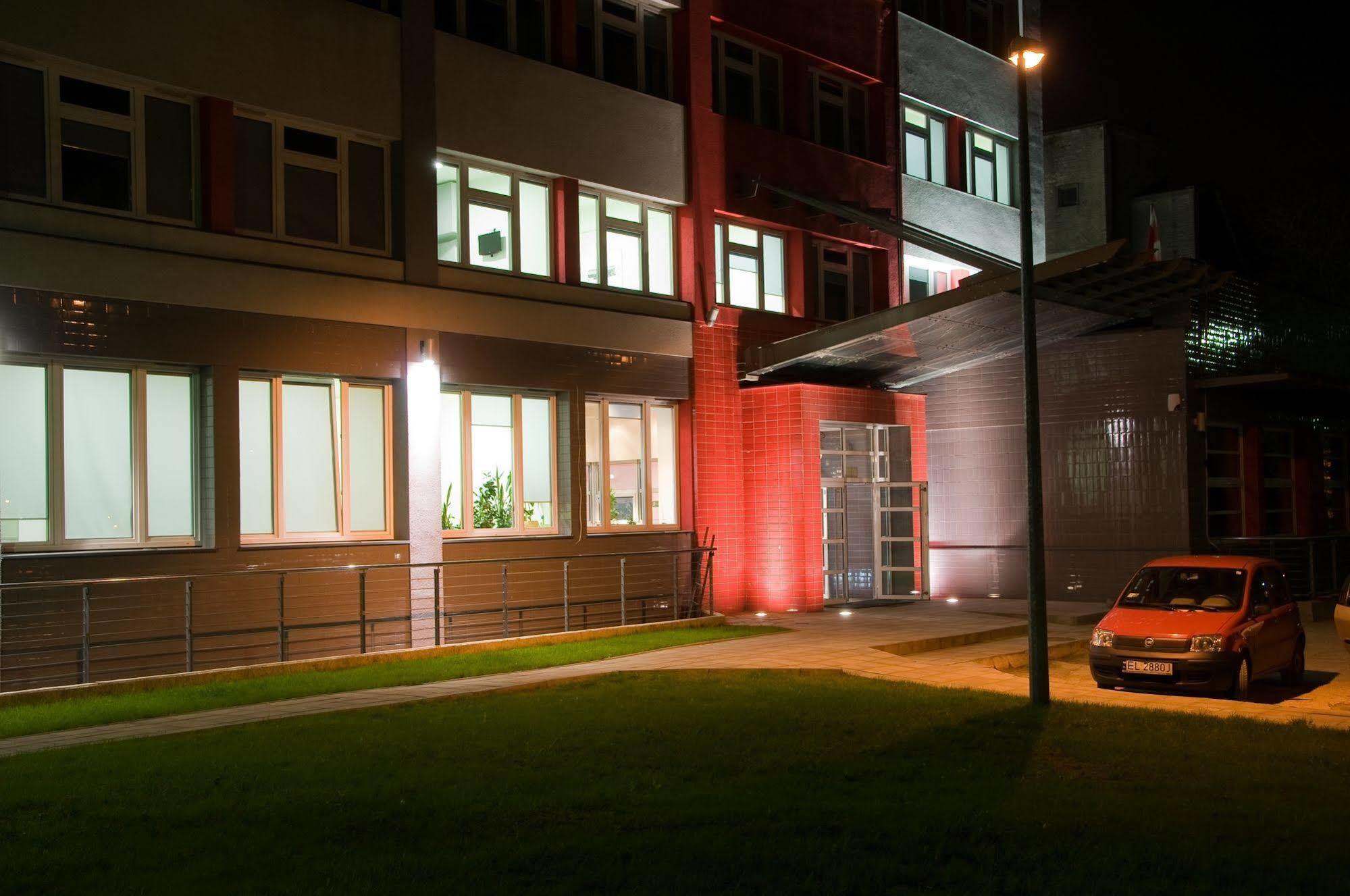 Hostel Molo Łódź Kültér fotó